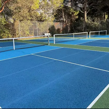 Domaine Valescure St Raphael Piscine Golf 公寓